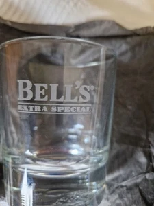 Branded BELLS whisky Glass With Heavy Glass Base No Scratches Or Chips - Picture 1 of 5