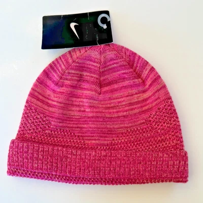 NUEVO Nike Gorro Invierno Sombrero Rosa Fuego Juvenil Talla 4/6X 3A2646-A2B Foto 1 de 4