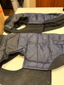 Canada Pooch Summit Stretch Weste gefütterte Hundejacke Größe 16 schwarz grau SET BESTEHEND AUS 2 - Bild 1 von 5