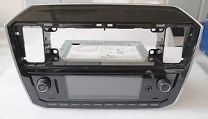 Reparatur VW UP Original Autoradio / das Gerät schaltet sich nicht ein - Picture 1 of 2