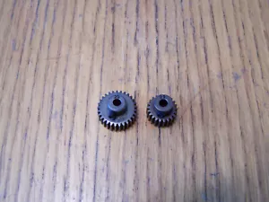 Per Traxxas 1/10 Drag Slash 22 e 29 denti 48 passo pignone ingranaggio set viti 22T 29T - Foto 1 di 2