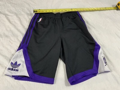 NBA ADIDAS EARLY 2000'S GLORY YEARS RARE SACRAMENTO KINGS SHORTS ADULT SM  BIN B - Image 1 of 4