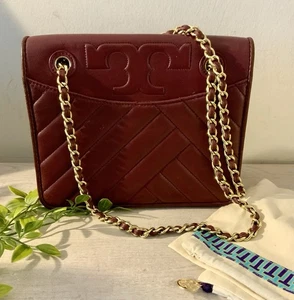 TORY BURCH ALEXA CONVERTIBLE SHOULDER/CROSSBODY BAG GARNET - Picture 1 of 15