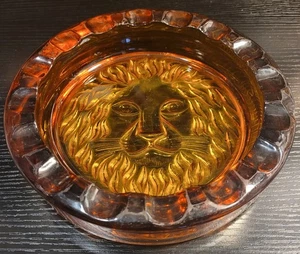 "Cenicero vintage de vidrio ámbar con cabeza de león de 7"" - vidrio artístico moderno medio - astillado" - Imagen 1 de 6