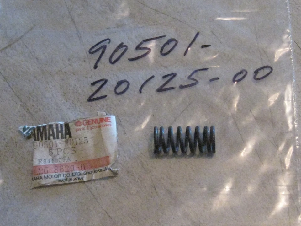 YAMAHA YZ/YL1/TZ/TY/RT/RD/GT/DT/CT/AT/MX/LB/U31 CLUTCH COMPRESSION SPRING NOS! - Image 1 of 1
