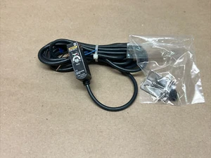 NEW OMRON Photoelectric Sensor Diffuser Reflection Sensor E3S-AD13 E3SAD13 - Picture 1 of 1