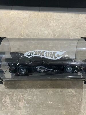Hot Wheels Batmobile  Model H2755  2004  Scale 1:18 Rare New Sealed - Image 1 of 4