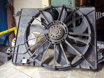 08-20 DODGE CHARGER CHALLENGER 11-20 CHRYSLER 300 RADIATOR SINGLE FAN ASSY OEM - Image 1 of 4