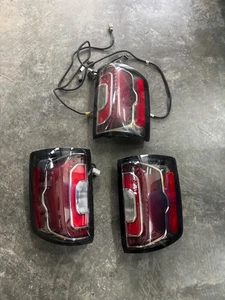 2016 2017 2018 GMC Sierra Tail Light Ledt and Right LED OEM - Picture 1 of 1