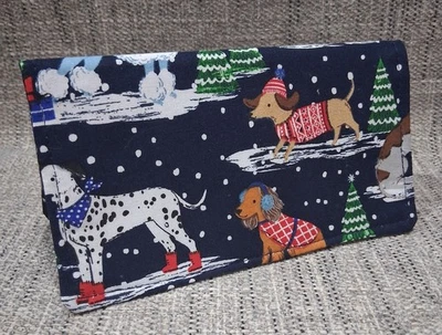 Cartera de registro de tarjetas de débito cubierta de chequera de tela de nieve para razas de perros hecha a mano  Foto 1 de 3