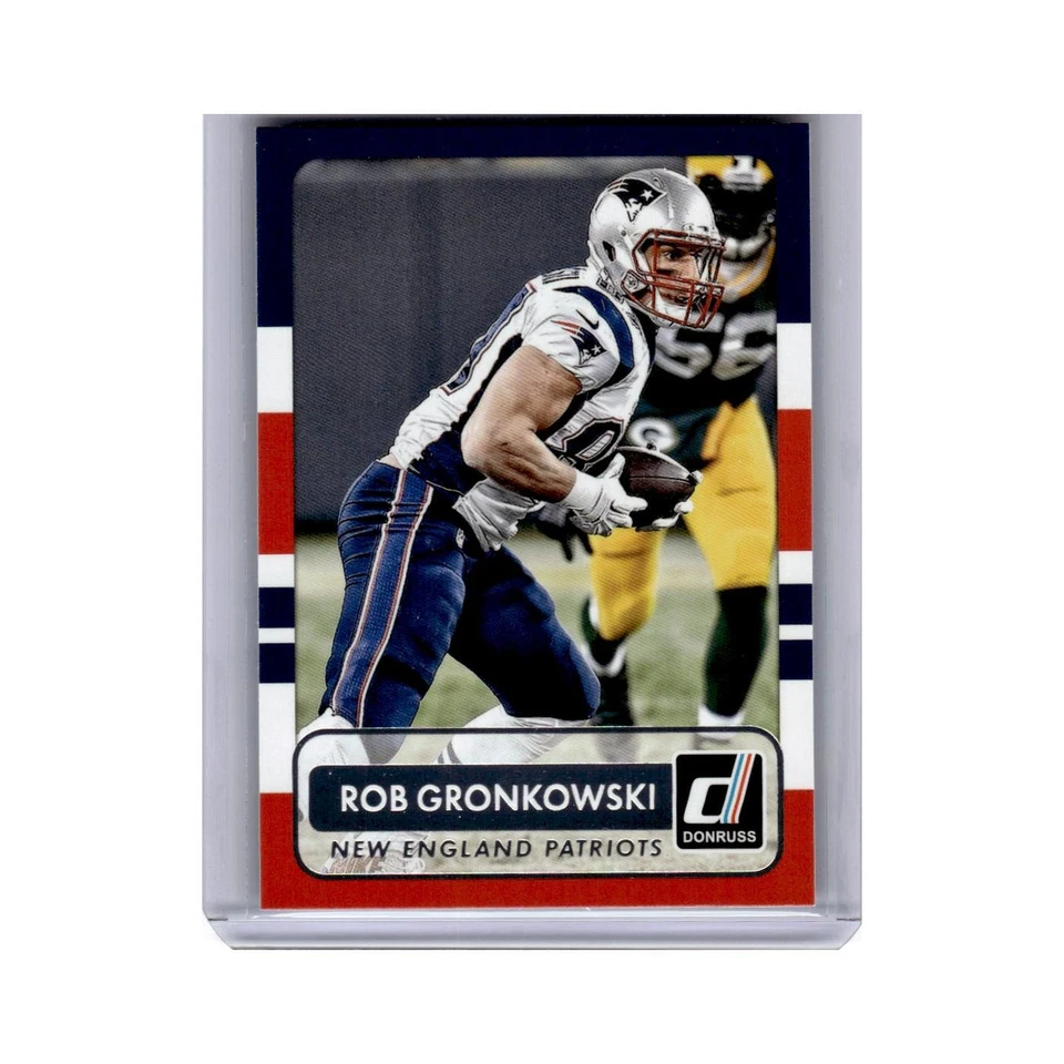 Rob Gronkowski 2015 Donruss #118 New England Patriots Football Card NM - Image 1 of 3