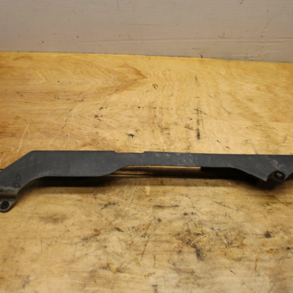 99-00 YAMAHA YZF R6 PROTETOR DE CORRENTE DE TRAÇÃO TRASEIRA TAMPA ESCUDO BB327 - Imagem 1 de 4