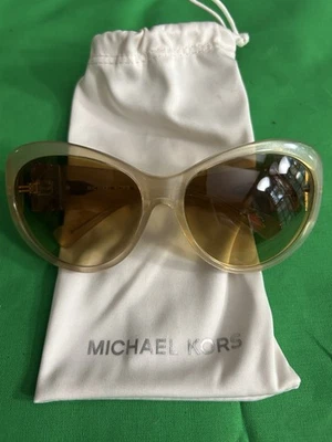 Michael Kors Women's Sunglasses Paris Buttercream Frame Warm Brown Gradient Lens - Image 1 of 4