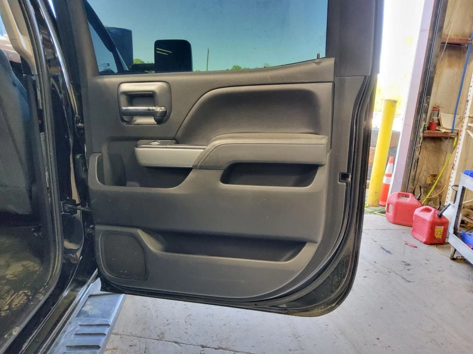 Silverado 2500 2016 Door Trim Panel Rear 584200 Foto 1 de 1