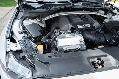 Bote de captura de aceite de aluminio CORSA para Ford Mustang GT 2015-2017 5,0 L V8 Foto 1 de 3