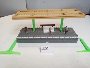 HORNBY R460 Platform Sect. & Canopy + Spare supports/Seat/ +Extras. My Ref.P51. - Picture 1 of 17