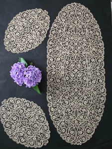 Museale Set 3 centrini ricamo pizzo cantu' completamente a mano ecru' color - Picture 1 of 7