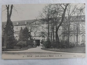 DOUAI JARDIN JEMMAPES ET L'HOPITAL CPA R4522 - Picture 1 of 1