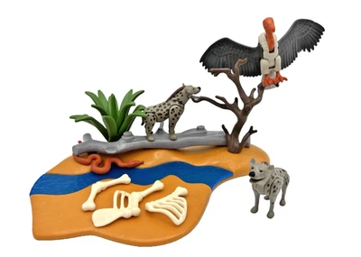 Playmobil 4829 Hyenas and Vultures at Watering Hole Safari Africa Animals Savannah Rare - Image 1 of 4