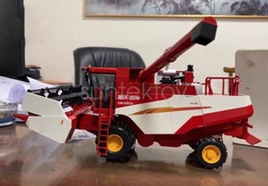 1:35 28CM LOVOL GK120 Combine Harvester Farm Equipment Machine Diecast Model - Bild 1 von 4