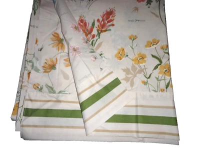 VINTAGE PENNEY BOTANICAL GERANIUM ASTER FLORAL (1) TWIN FLAT SHEET 64X95 - Image 1 of 4