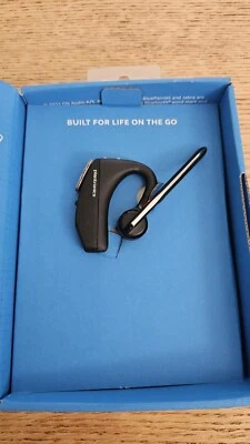 Plantronics Voyager 5220 Black In-Ear Headsets - Please Read Description!! - Image 1 of 2