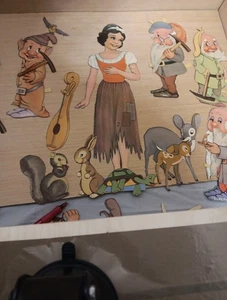 Juego de muñecas de papel 1938 bellamente exhibido: WDE SNOW WHITE & SEVEN DWARPS whitman - Imagen 1 de 16