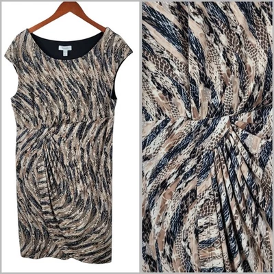 Vestido envolvente elástico Dressbarn Plus 18 18W 2X fruncido estampado animal de carrera marrón  Foto 1 de 4