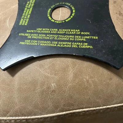 MTD 8 pulgadas Cuchilla de repuesto para recortadoras de cuerdas Foto 1 de 4