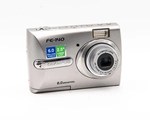 Olympus FE140 6MP Digital compact camera  FOR SPARES AND REPAIRS ONLY - Picture 1 of 11