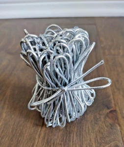 50 Elastic Ribbon for Gift Boxes-Metallic Stretch Loops with Pre-Tied Bows - Picture 1 of 5