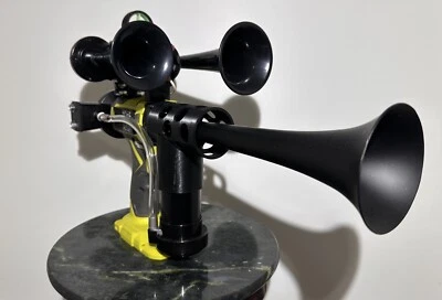 Black Tripple Air Horn Gun. Dual Air Compressors Custom Design! (Horn Gun Only) - Image 1 of 4