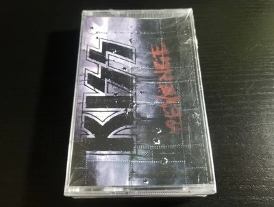 Кассета KISSENGE ИНДЕЙКА 1992 Пол Джин Брюс Кулик Эрик Сингер ЗАПЕЧАТАННАЯ - Изображение 1 из 4