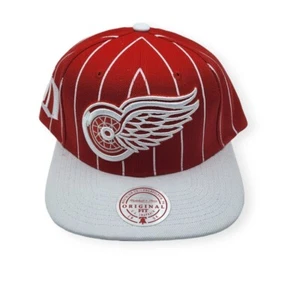 Mitchell & Ness Detroit Red Wings Team Pin Red/White Adjustable Snapback - Picture 1 of 7