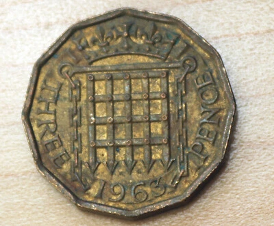 1963 Great Britain 3 Pence - Image 1 of 2