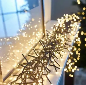 LED Cluster Lichterkette 240 Netz im Außen warmweiße Lichter XMAS - Bild 1 von 7