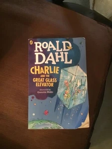 CHARLIE & THE GREAT GLASS ELEVATOR PAPERBACK ROALD DAHL BIRTHDAY READING - Imagen 1 de 2