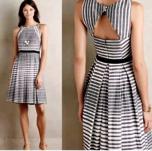 Eva Franco Anthropologie Saybrook Gray Dress Fit & Flare Striped Sz 2 $168 - Picture 1 of 7