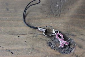 Breast Cancer Pink Ribbon Cell Phone Charm - Zdjęcie 1 z 1