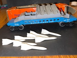 Nachkriegs Lionel TLCX 6544 Raketenabschuss Flachzugwagen 8 Raketen - *LESEN* - Bild 1 von 16