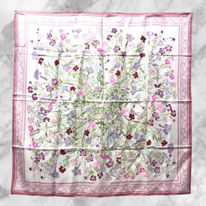 Sciarpa HERMES Carré 90 OEillets Sauvages et Autres Cariophyllees rosa senza etichetta scatola - Foto 1 di 8