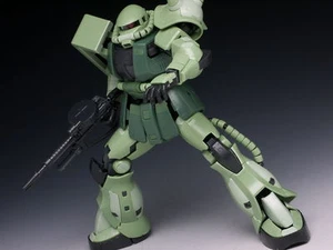 GUNDAM BANDAI RG KIT MODELO GRADO REAL 1/144 #04 MS-06F ZAKU II FIGURA VERDE - Imagen 1 de 5