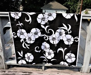 Tahitian Pareu - Black/White Hibiscus Print, An Arii Creation; 46" x 70" - Picture 1 of 5