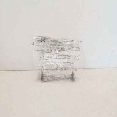 Audi A3 8V Intake Valves 06L109601 NEW - Image 1 of 4