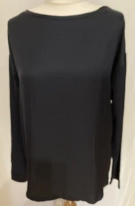 Top White Company Talla 12 Azul Marino Cuello Cortado Frente Satinado - Imagen 1 de 6