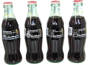 Lote de 4 botellas de Coca-Cola 1996 vintage 25 aniversario de Walt Disney World - Imagen 1 de 3