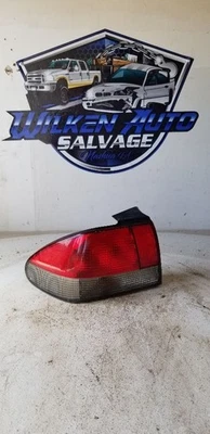 Luz trasera del conductor hatchback cuarto de panel montado para 94-98 SAAB 900 658796 Foto 1 de 2