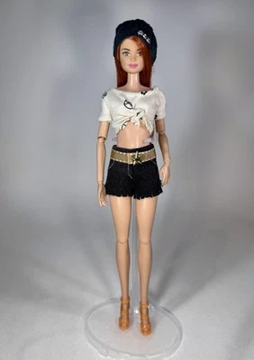 ÚNICA Ropa Boho Hecha a Mano para Barbie, Camisas Jeans, Sombrero, Top, Zapatos. Sin muñeca. Foto 1 de 4