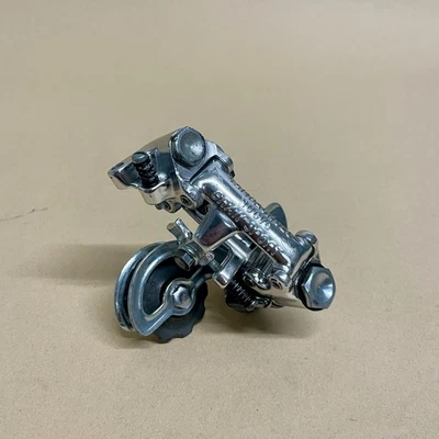 Desviador trasero Campagnolo Nuovo Gran Sport jaula corta hecho en Italia carrera en carretera Foto 1 de 4