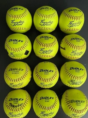 Pelotas de softbol de lanzamiento lento usadas Dudley Thunder Heat ASA/EE. UU. 12 pulgadas una docena de cuero Foto 1 de 4